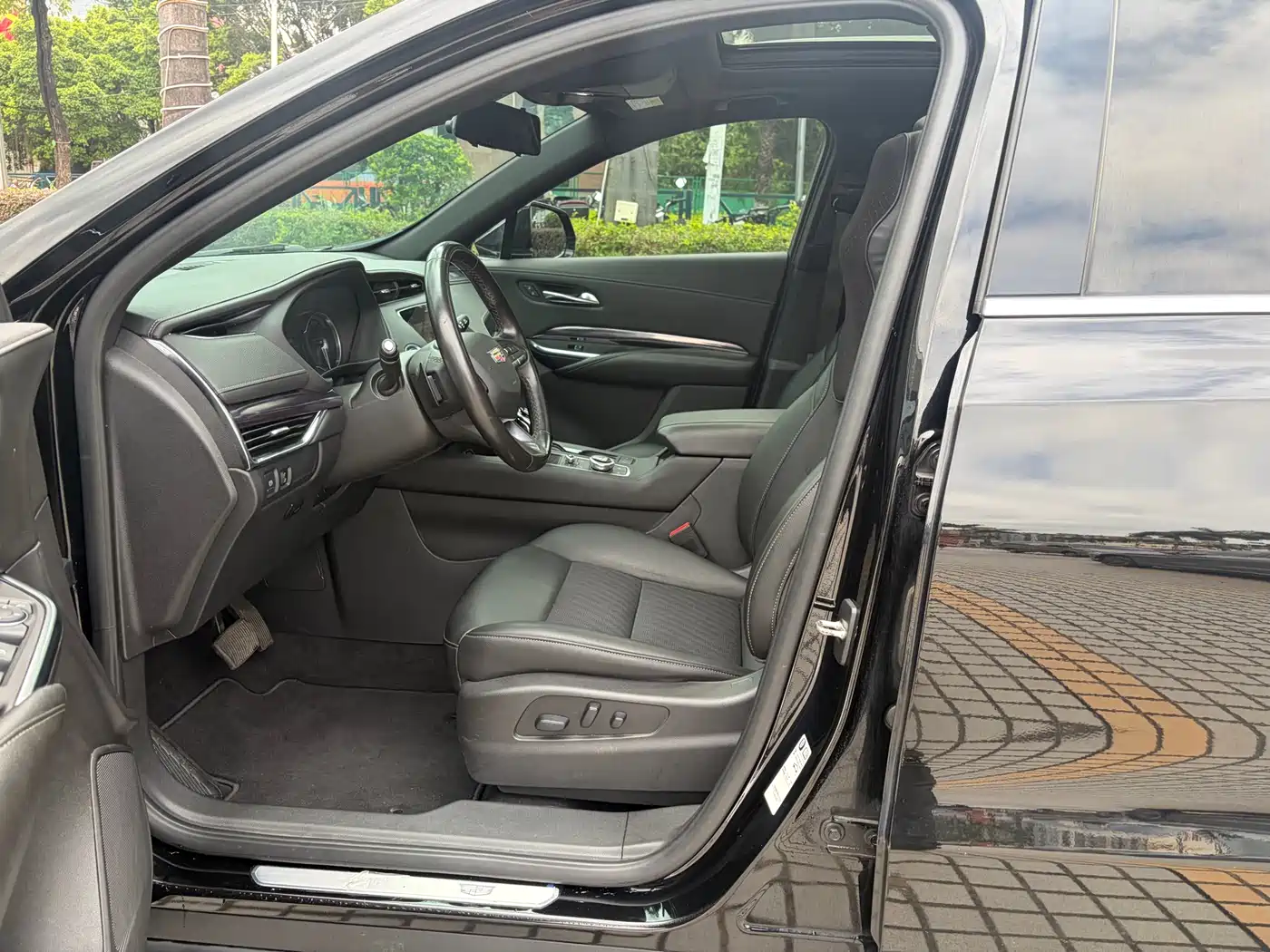 CADILLAC XT4