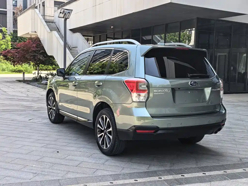 SUBARU FORESTER