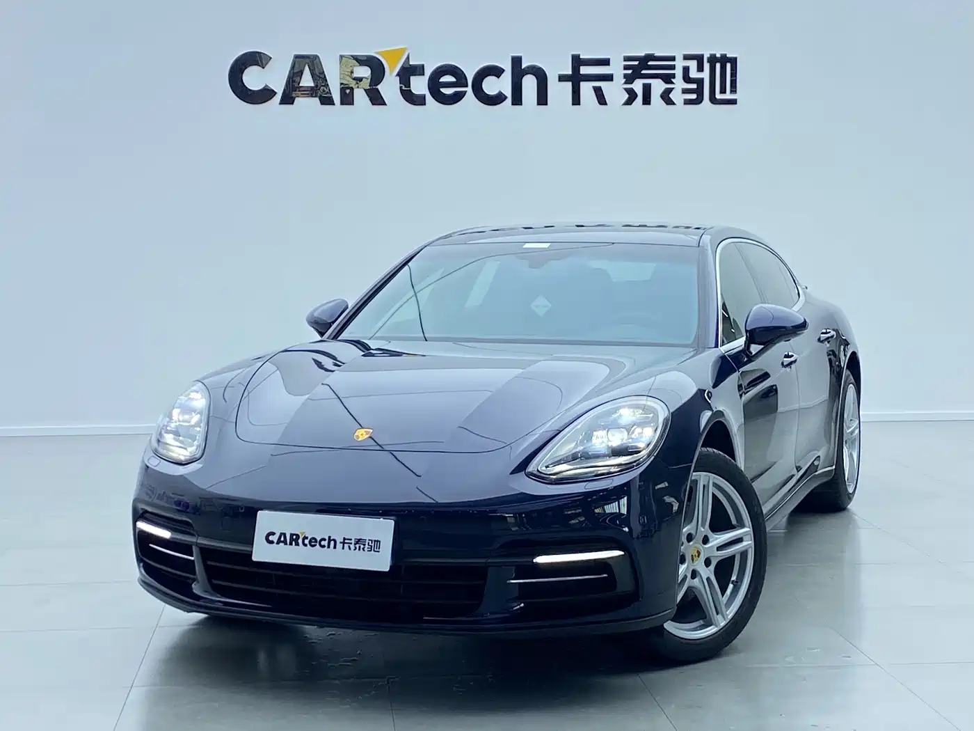 Porsche Panamera 2017 Panamera 4 Executive Long Wheelbase 3.0T фото 5