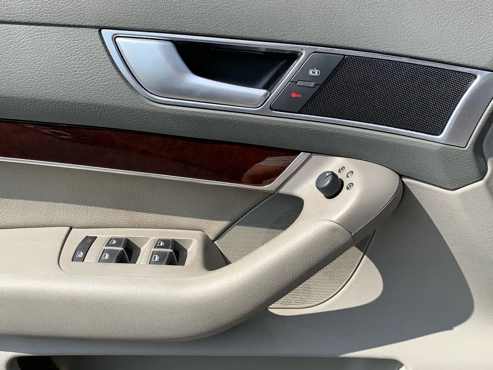 صورة 20 - Audi A6L