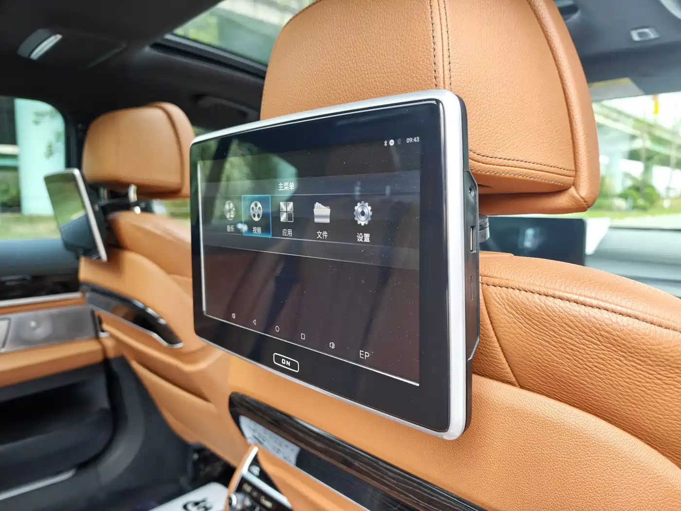 BMW 7 Series 2018 730Li Leading Type M Sport Package фото 13