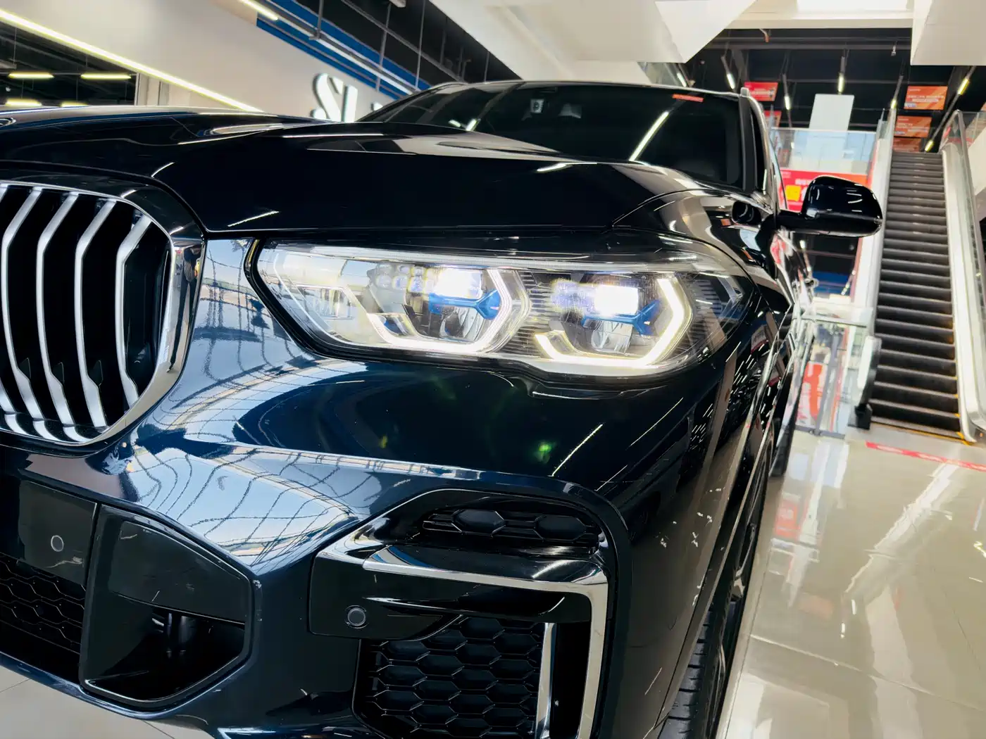 BMW X5 2022 Facelift xDrive 40Li M Sport Package фото 4