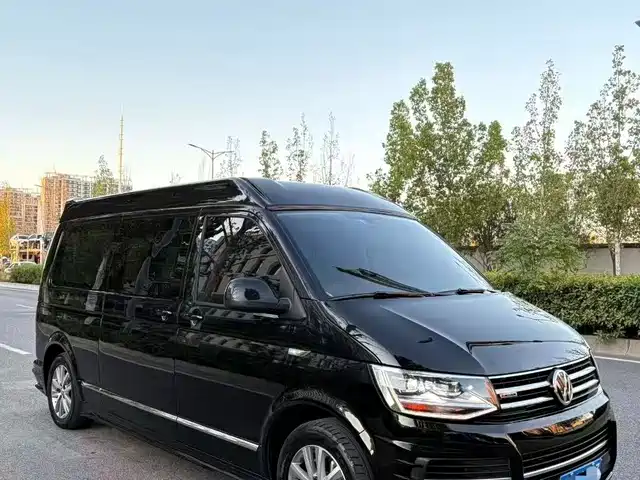  Volkswagen Caravelle 2019 2.0TSI 4WD Luxury 7-seater