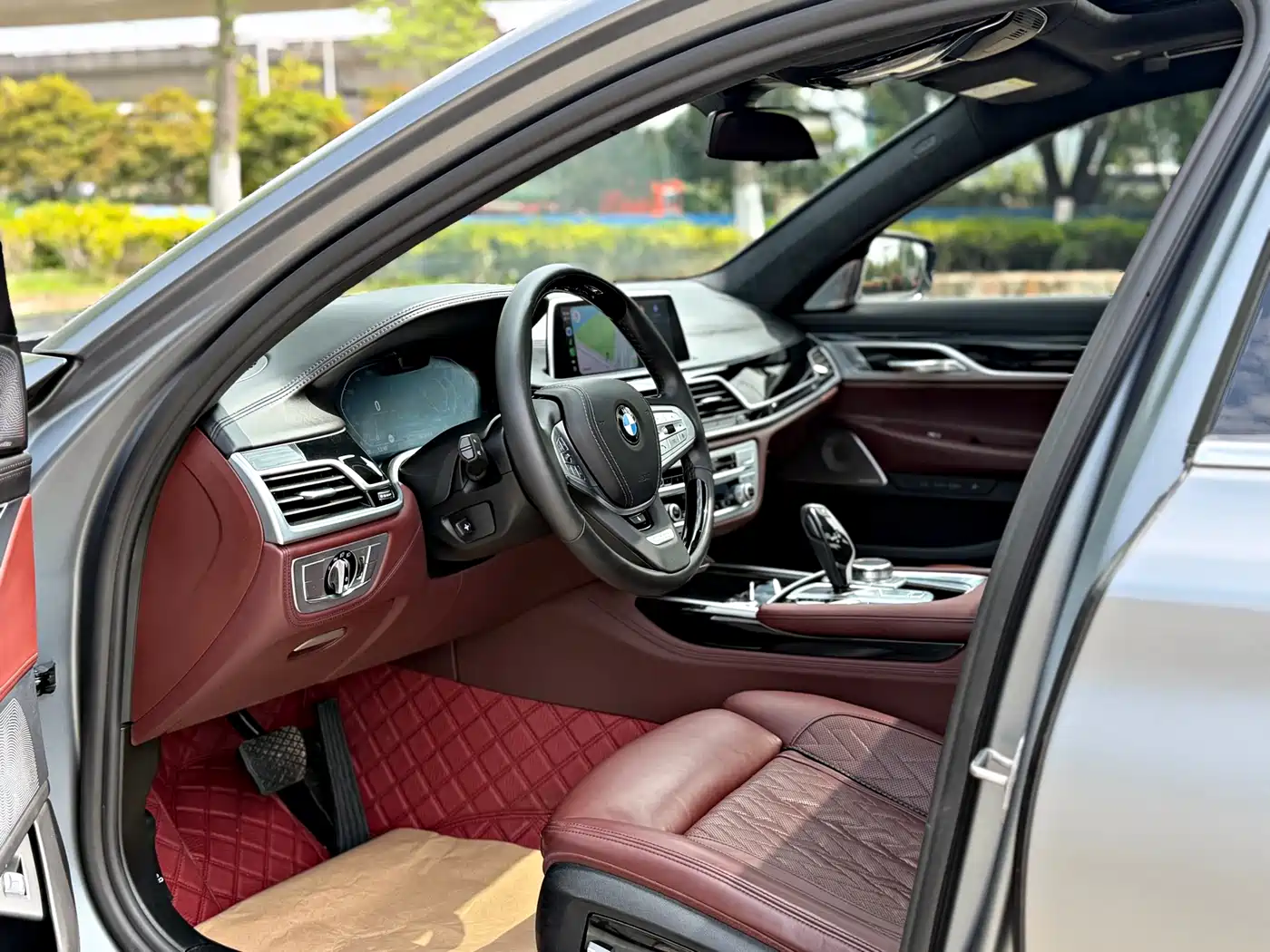 BMW 7 Series 2019 Facelift 740Li xDrive Executive Luxury Package фото 5