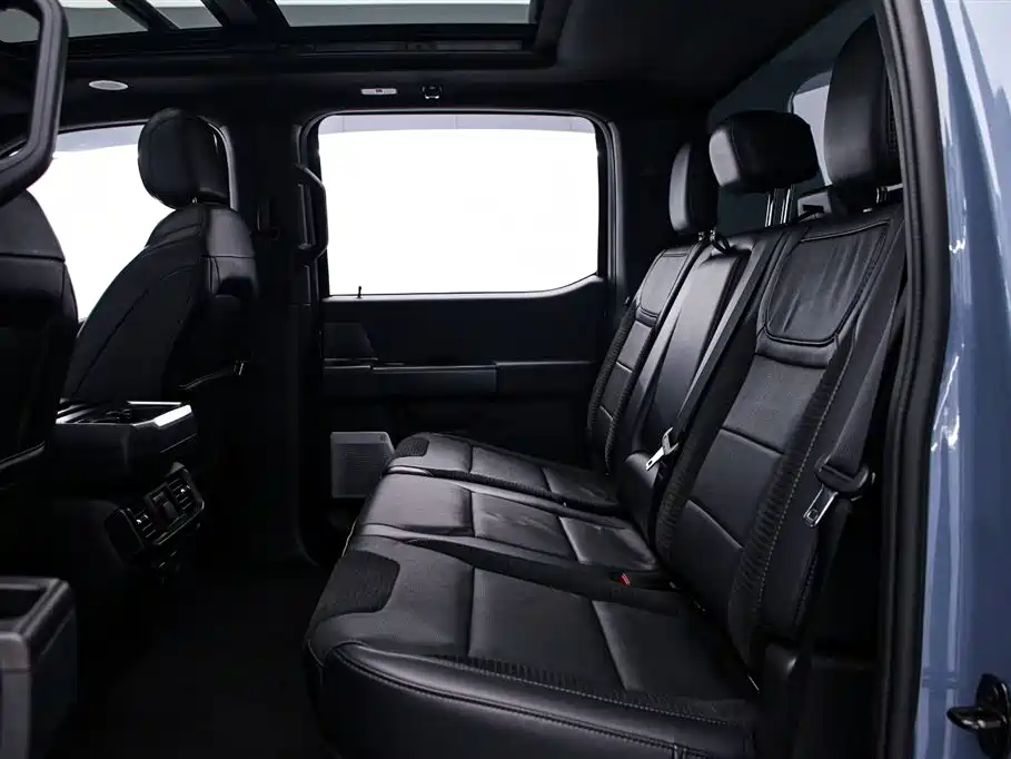 FORD F-150 RAPTOR