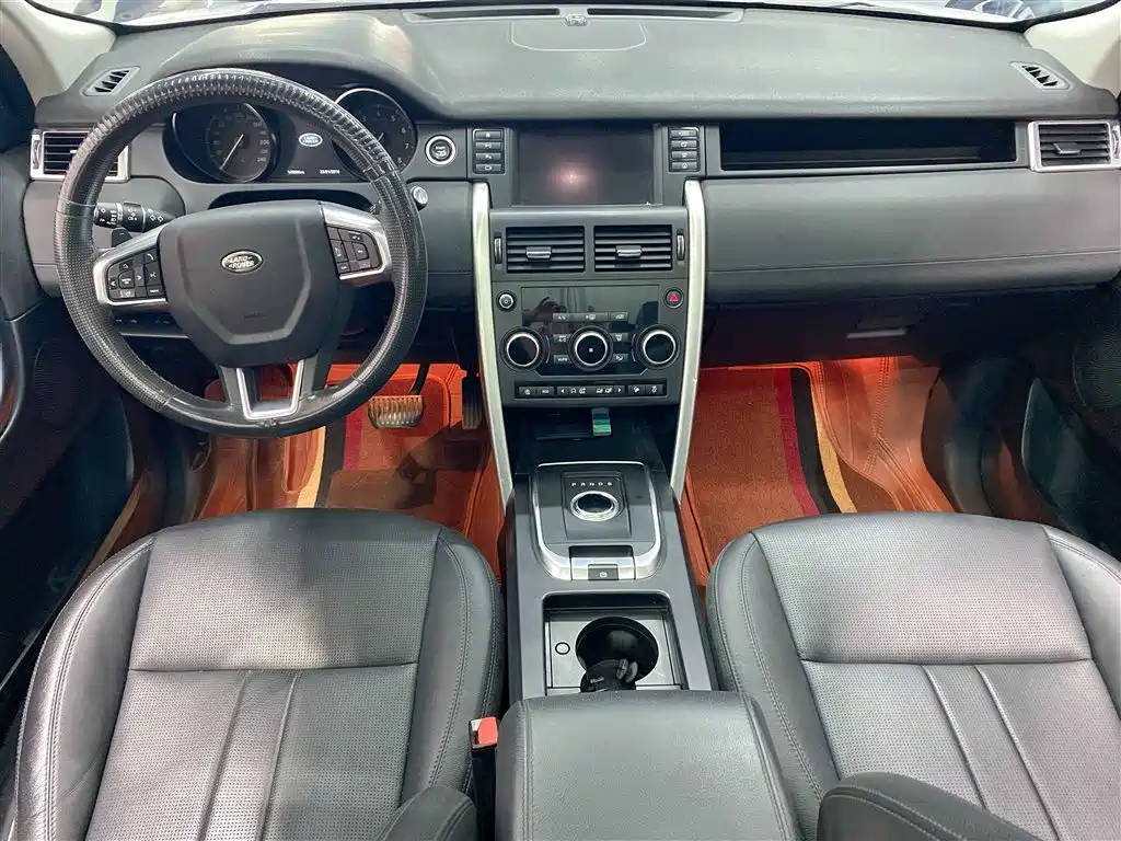 Land Rover Discovery Sport 2019 240PS SE Edition China VI фото 7