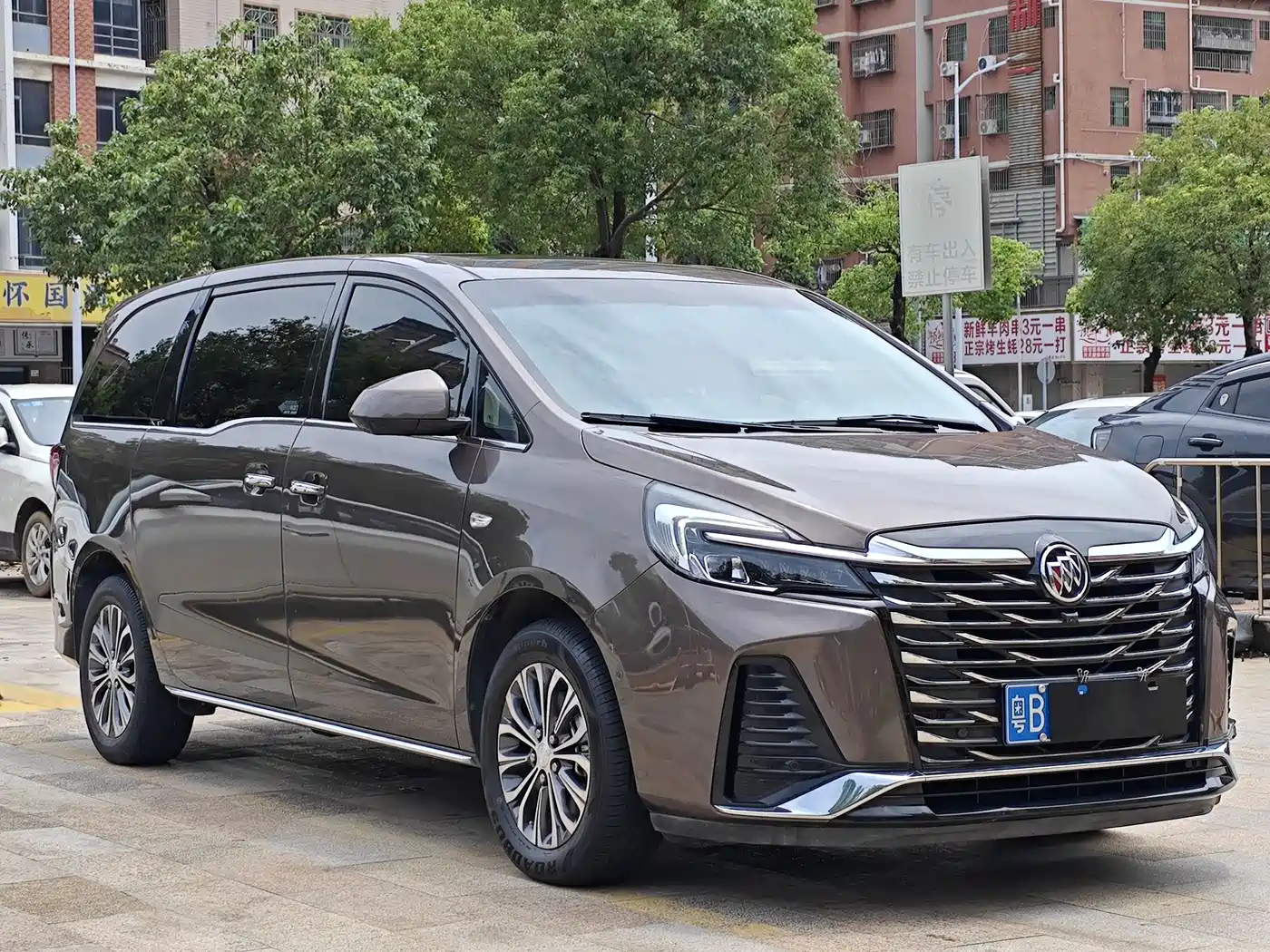 BUICK GL8