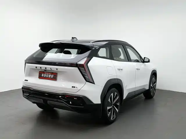 Geely Boyue L 2023 1.5TD DCT Premium — фото 2