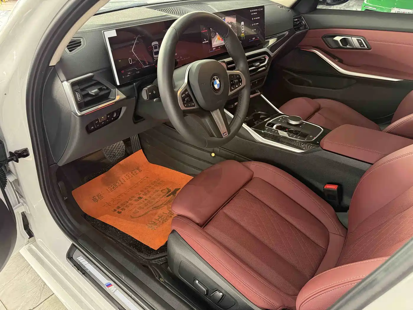 BMW 3 Series 2024 325Li M Sport Package фото 10