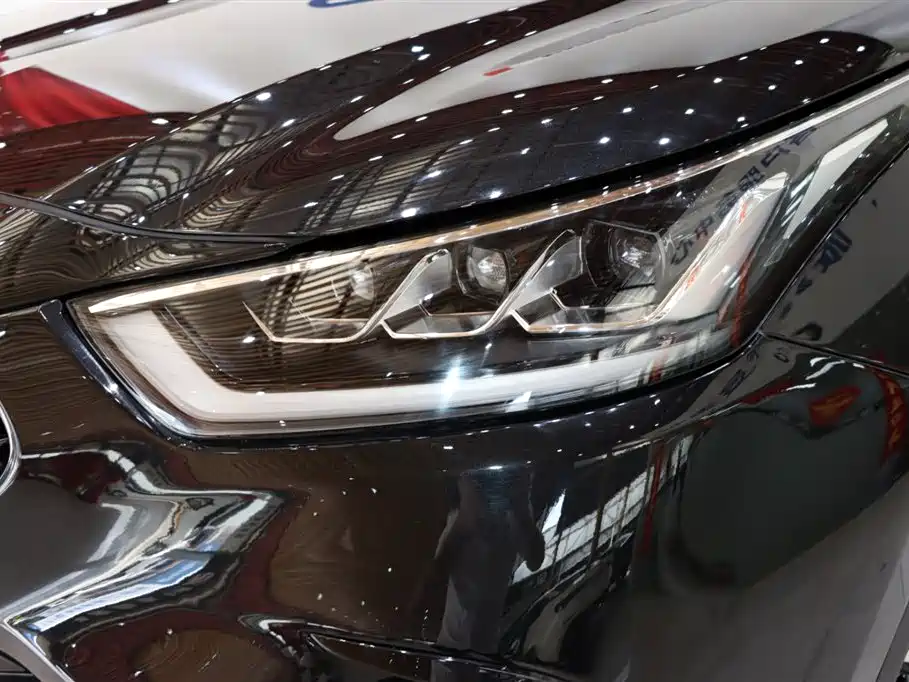 Toyota Crown Kluger 2022 2.5L HEV 4WD Premium Edition фото 7