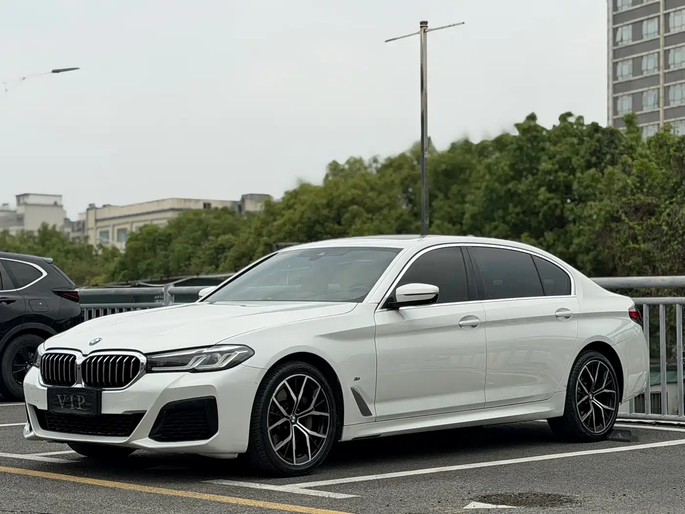 BMW 5 Series 2022 530Li Exclusive M Sport Package