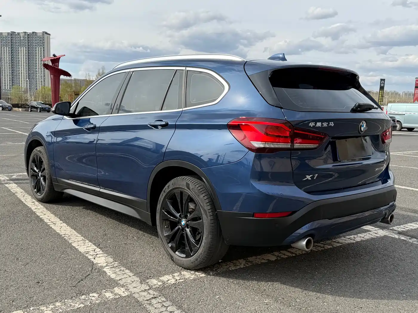 BMW X1 2021 sDrive20Li Fashion фото 4