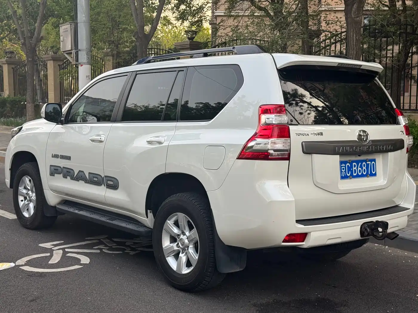 Toyota Prado 2016 2.7L Auto Luxury Edition фото 5