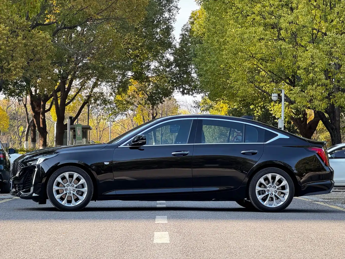 CADILLAC CT5