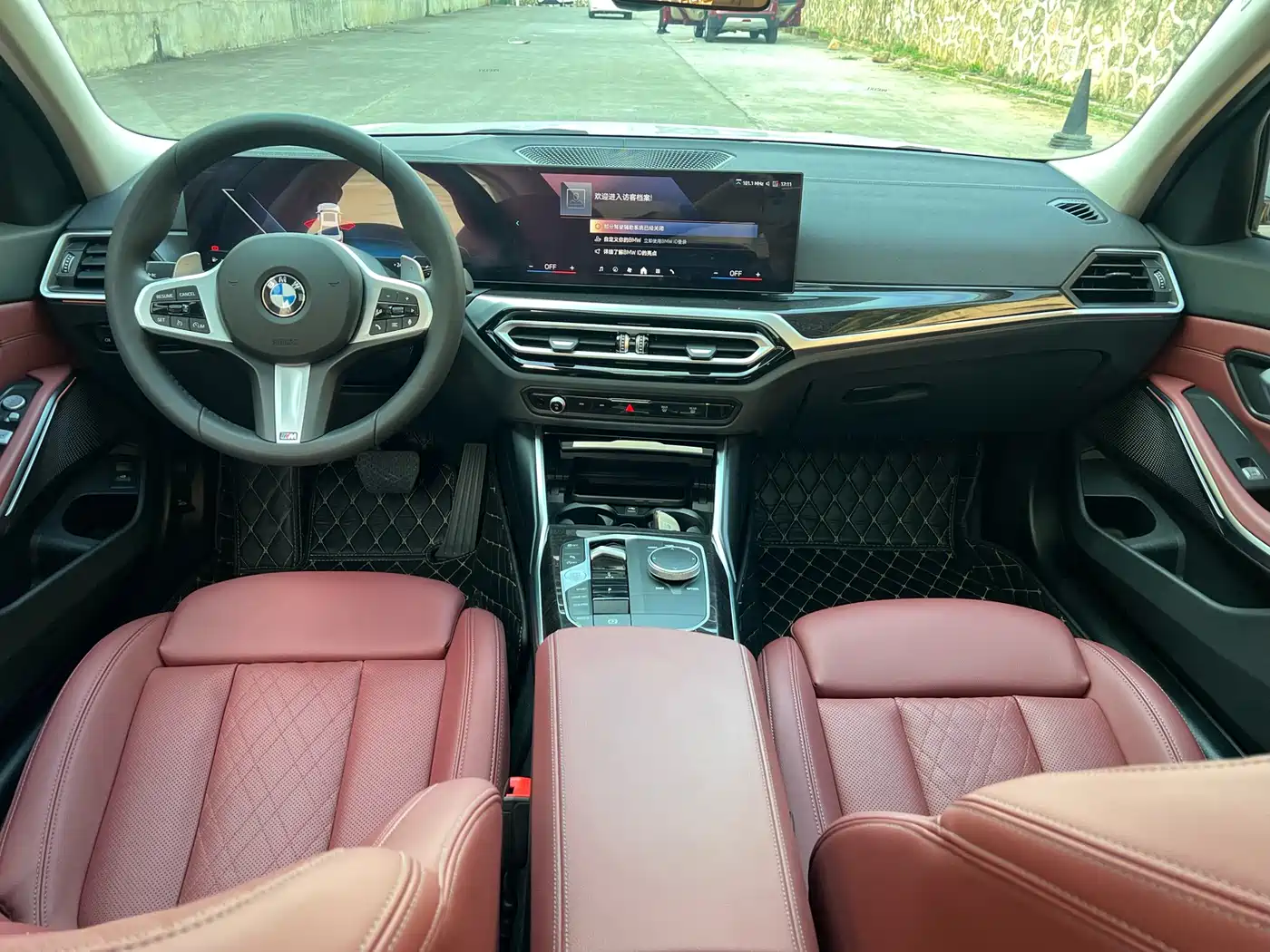 BMW 3 Series 2024 325Li M Sport Package фото 5