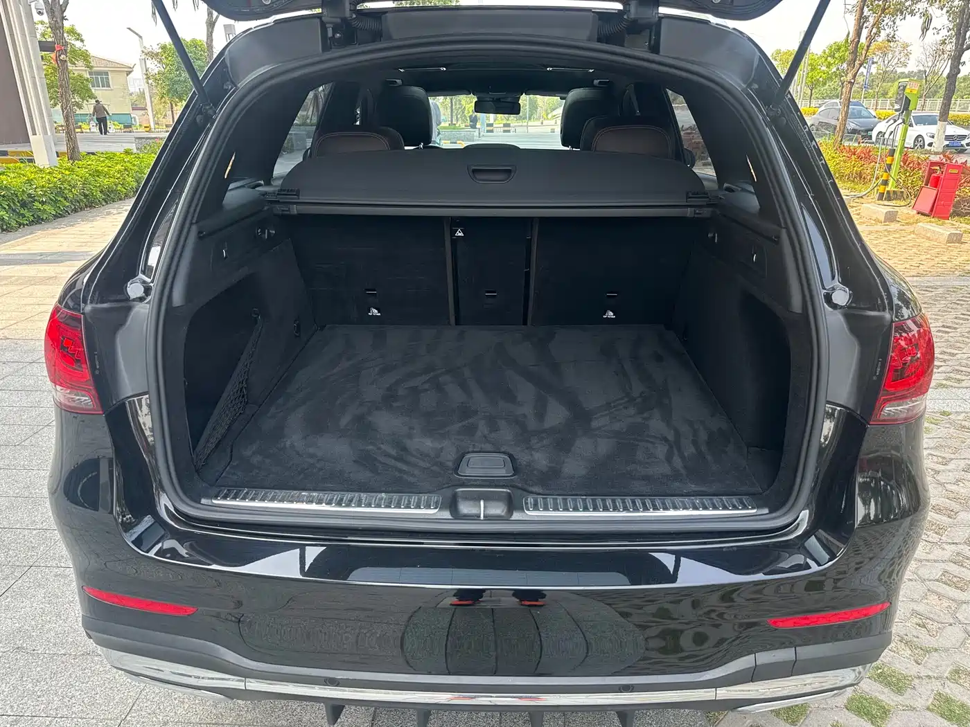 MERCEDES-BENZ GLC