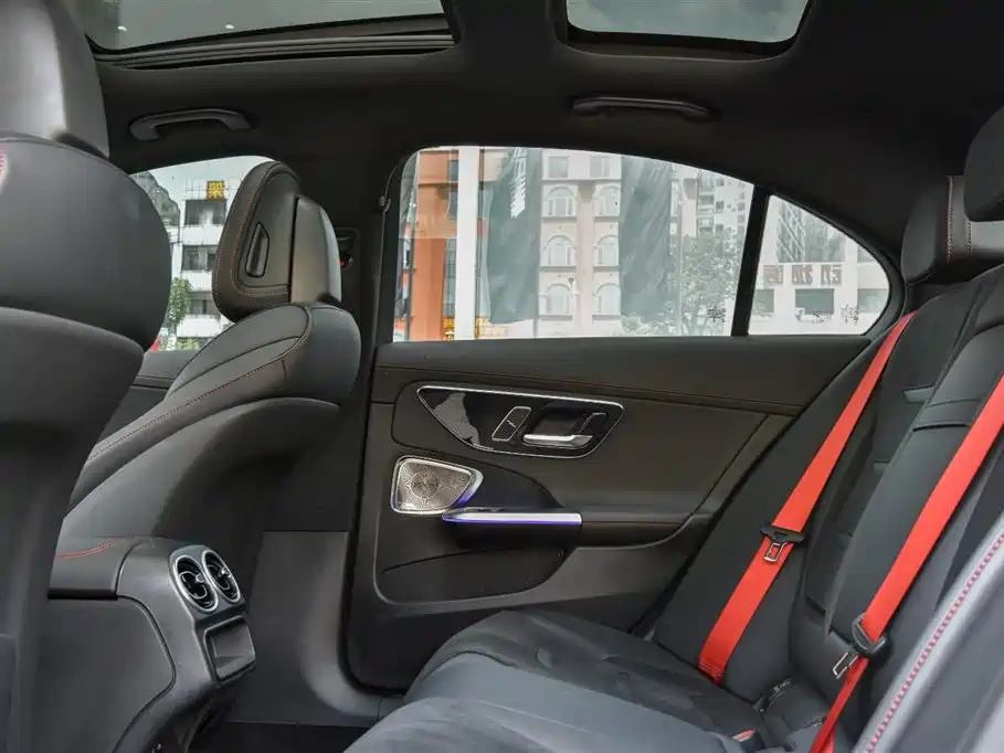 Mercedes-Benz C-Class, миниатюра 10