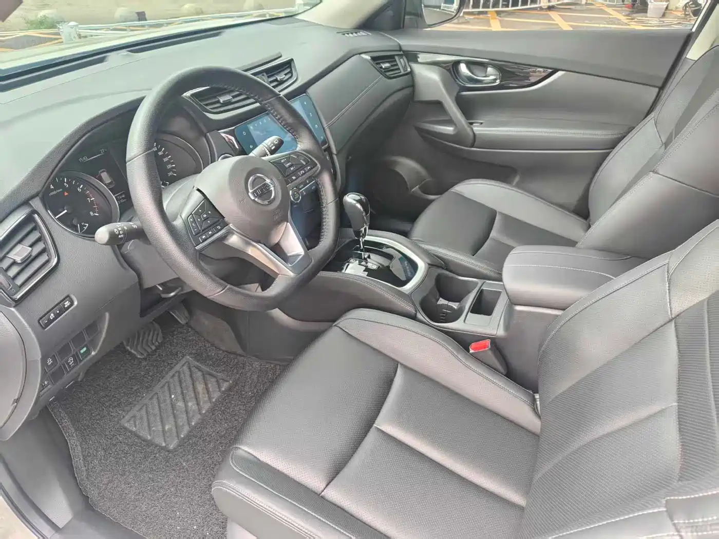 NISSAN QIJUN