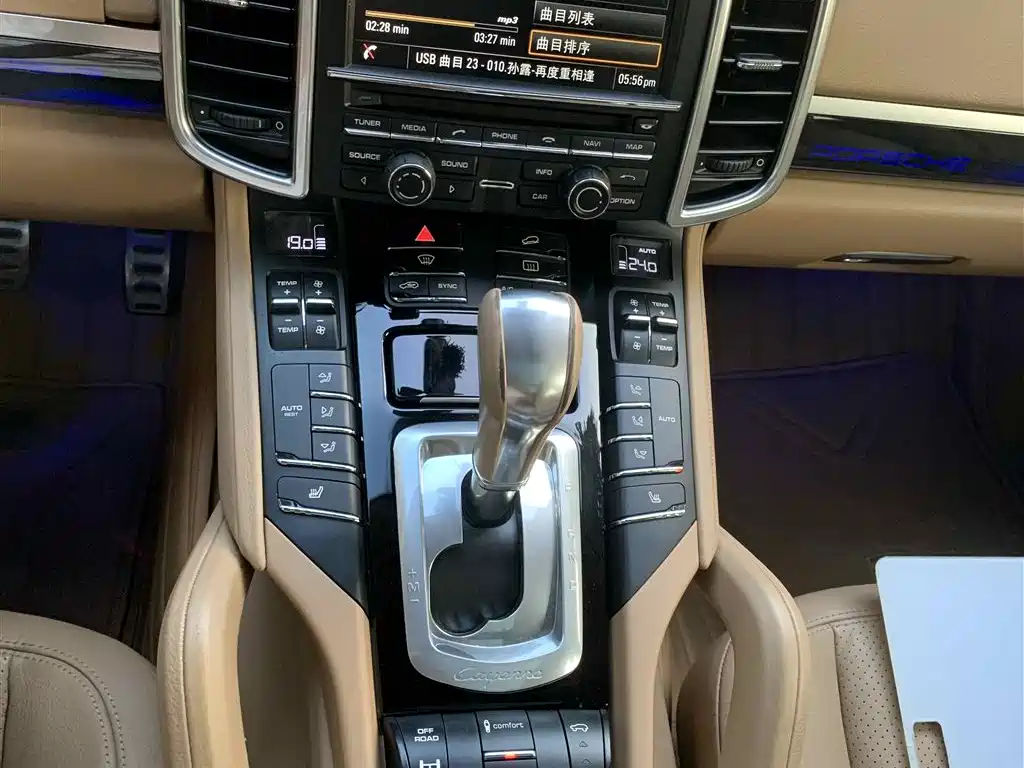 Porsche Cayenne 2016 Cayenne 3.0T фото 10