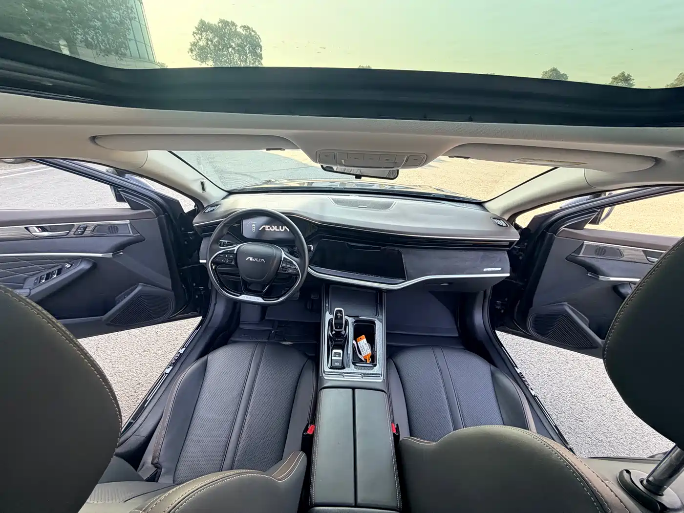 DONGFENG YI HYUN MAX