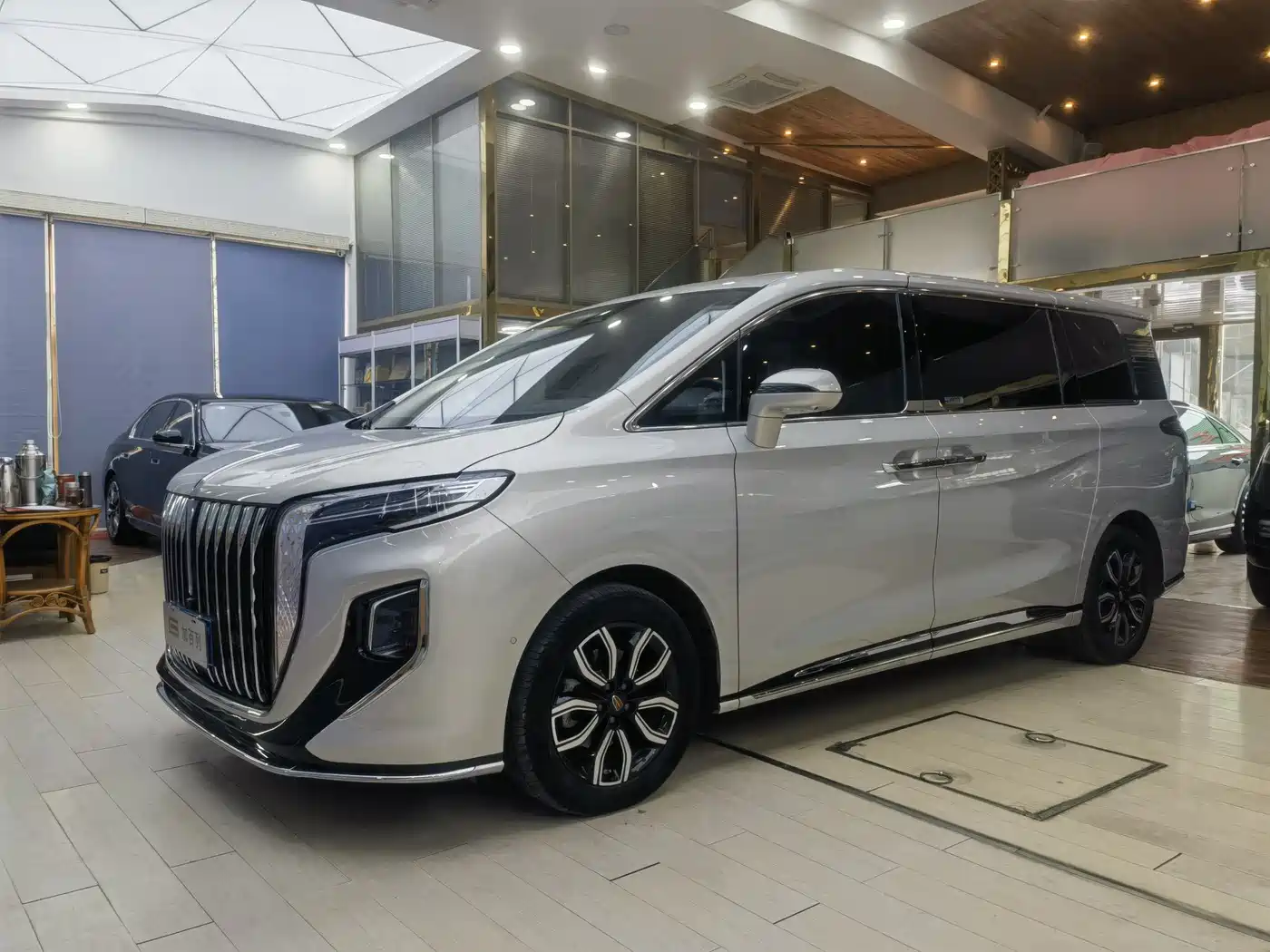 Hongqi HONGQI HQ9