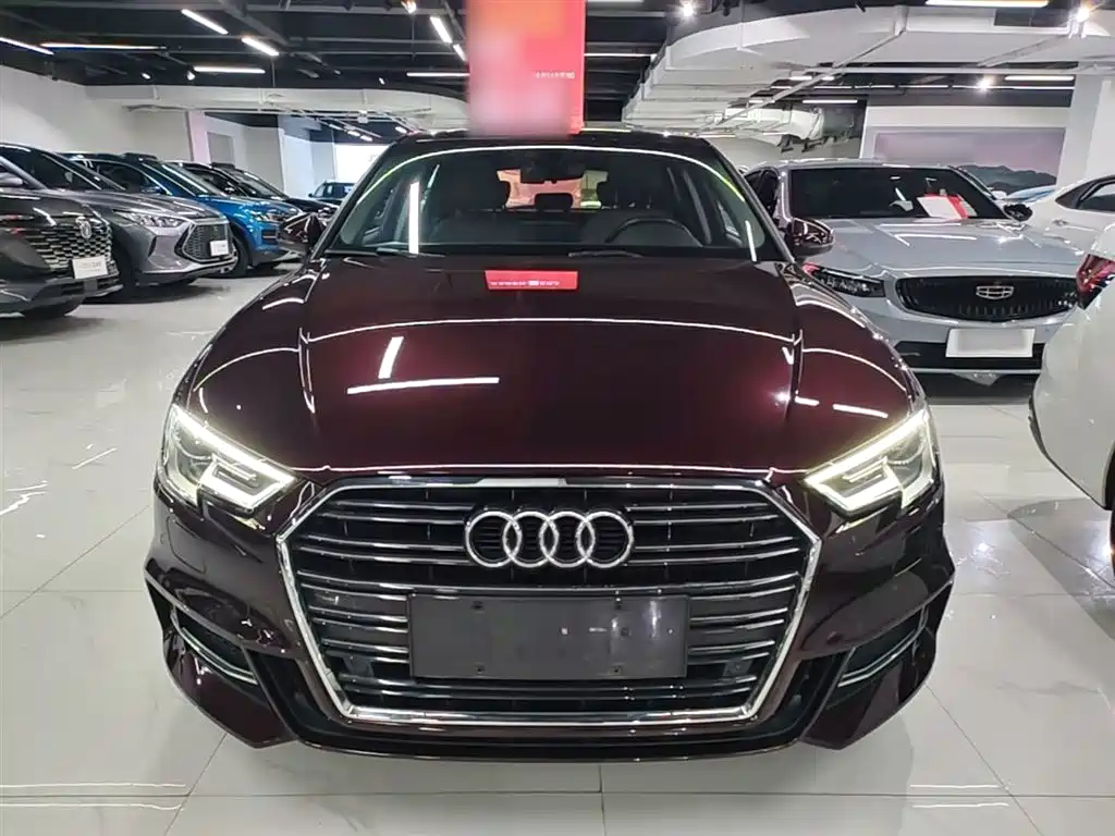Audi A3 2018 30th Anniversary Sportback 35 TFSI Fashion фото 3