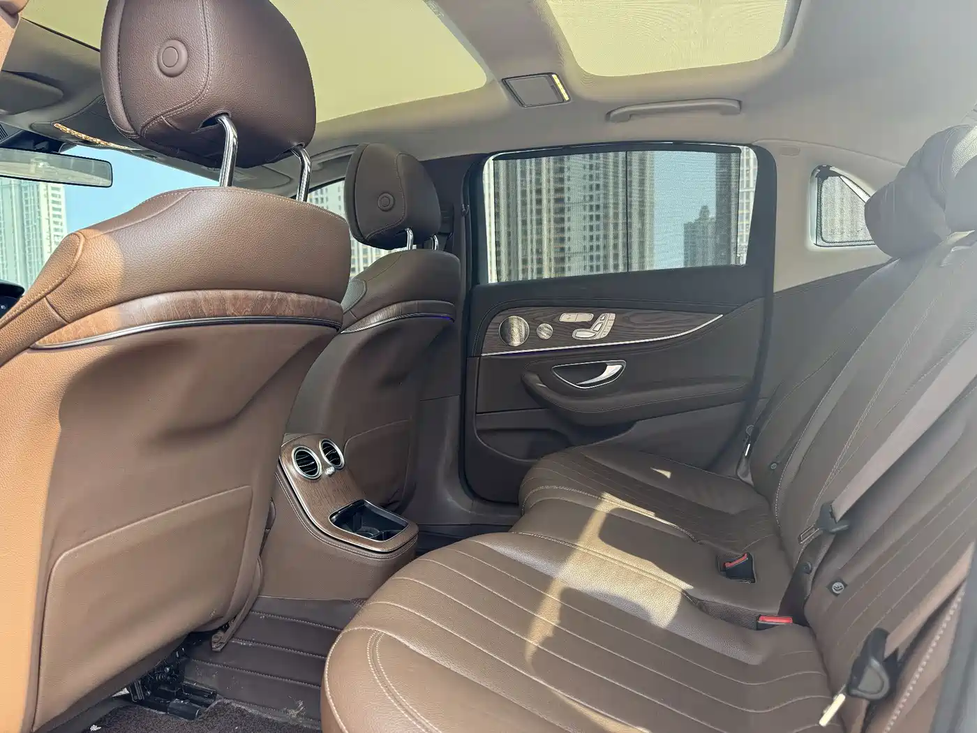 Mercedes-Benz E-Class 2023 E 300 L Luxury фото 15