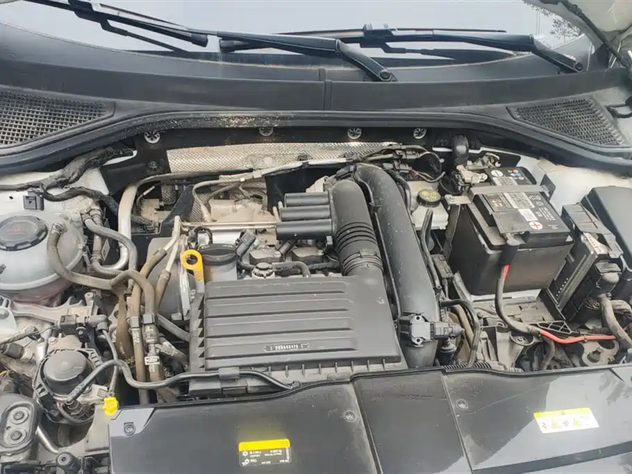 VOLKSWAGEN T ROC EXPLORING SONGS