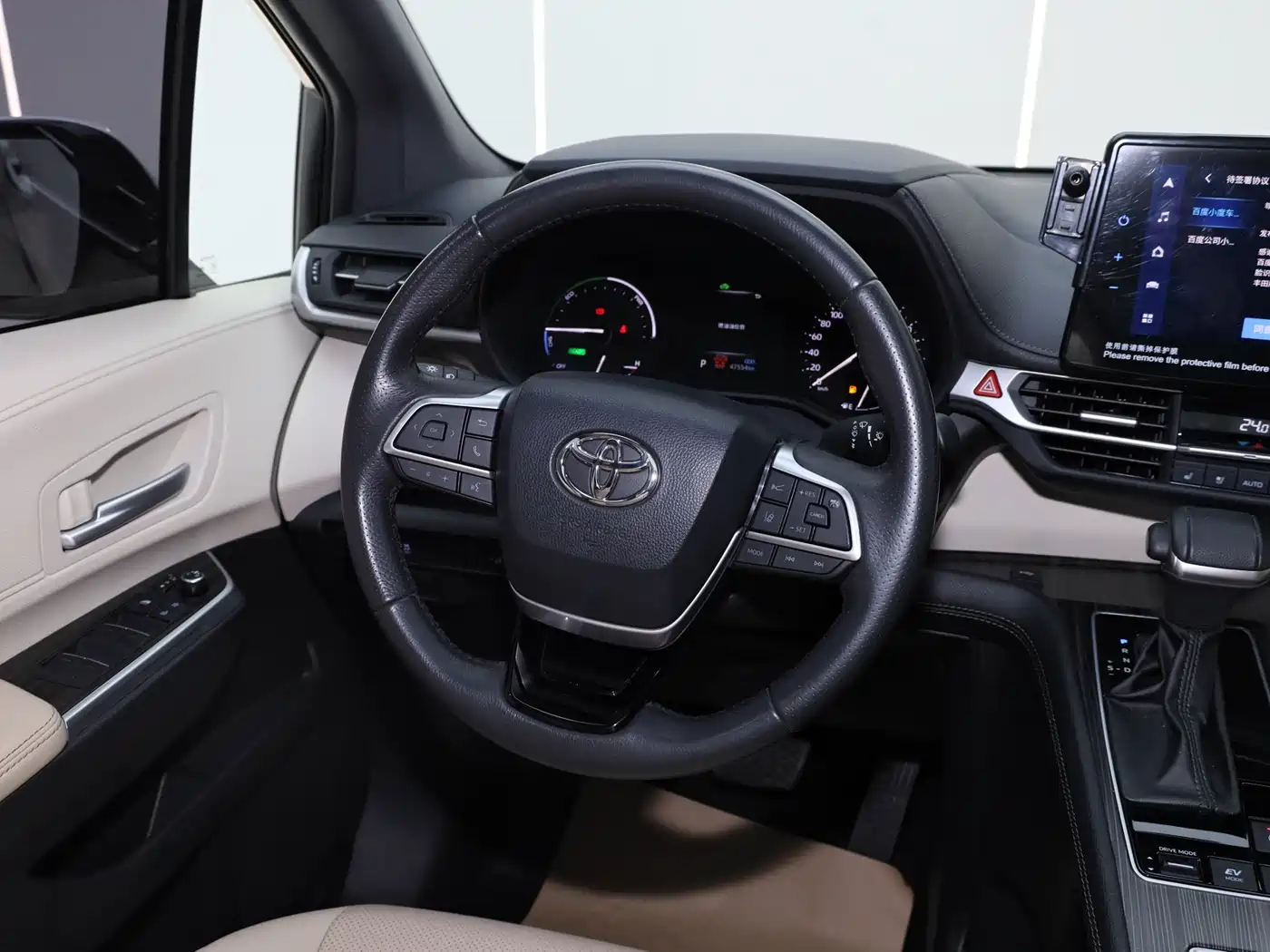 Toyota Sienna 2023 2.5L Hybrid Premium Edition фото 25