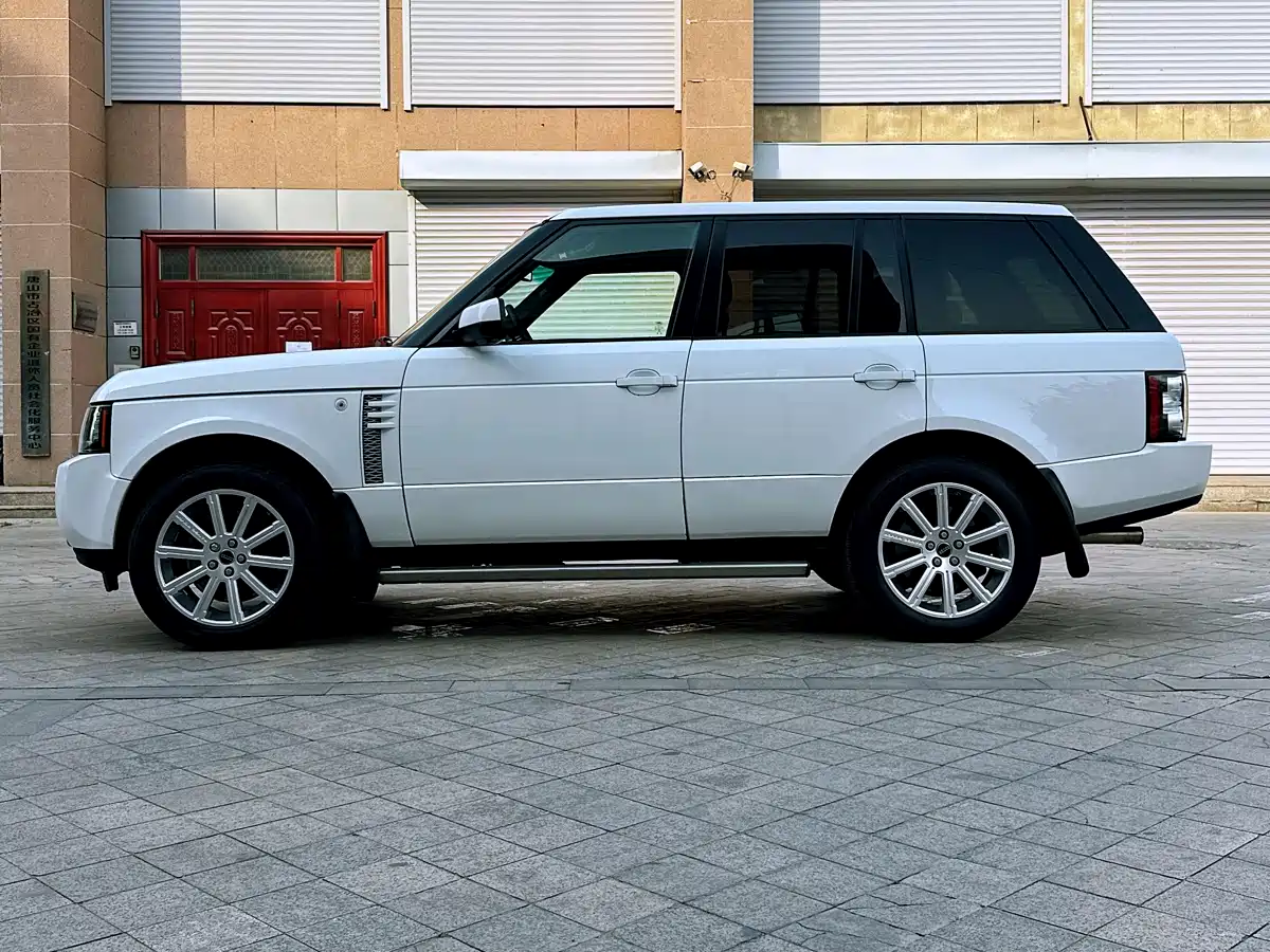 Land Rover Range Rover 2012 5.0 SC V8 фото 7