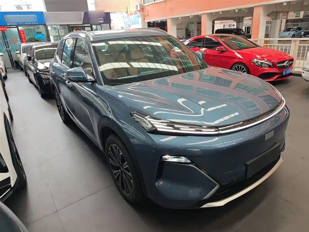 Geely Galaxy Galaxy Starship 7 EM-i 2025 120km Navigation Edition фото 4