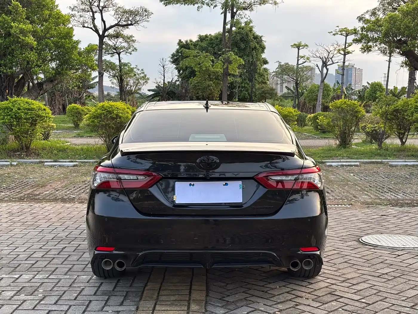 Toyota Camry 2023 2.5G Luxury Edition фото 7