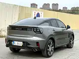 Фото 7 - Lynk & Co 05