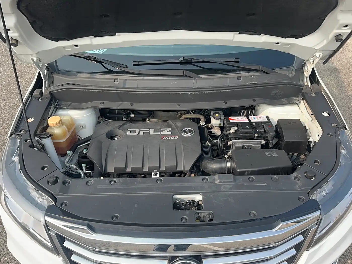 Dongfeng Fengxing Jingyi X6 2018 2017 Joy Series 1.5T Manual Luxury