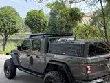Фото 9 - Jeep Gladiator