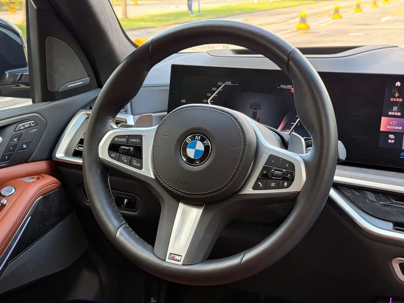 BMW X7 2023 xDrive40i Exclusive M Sport Package фото 12