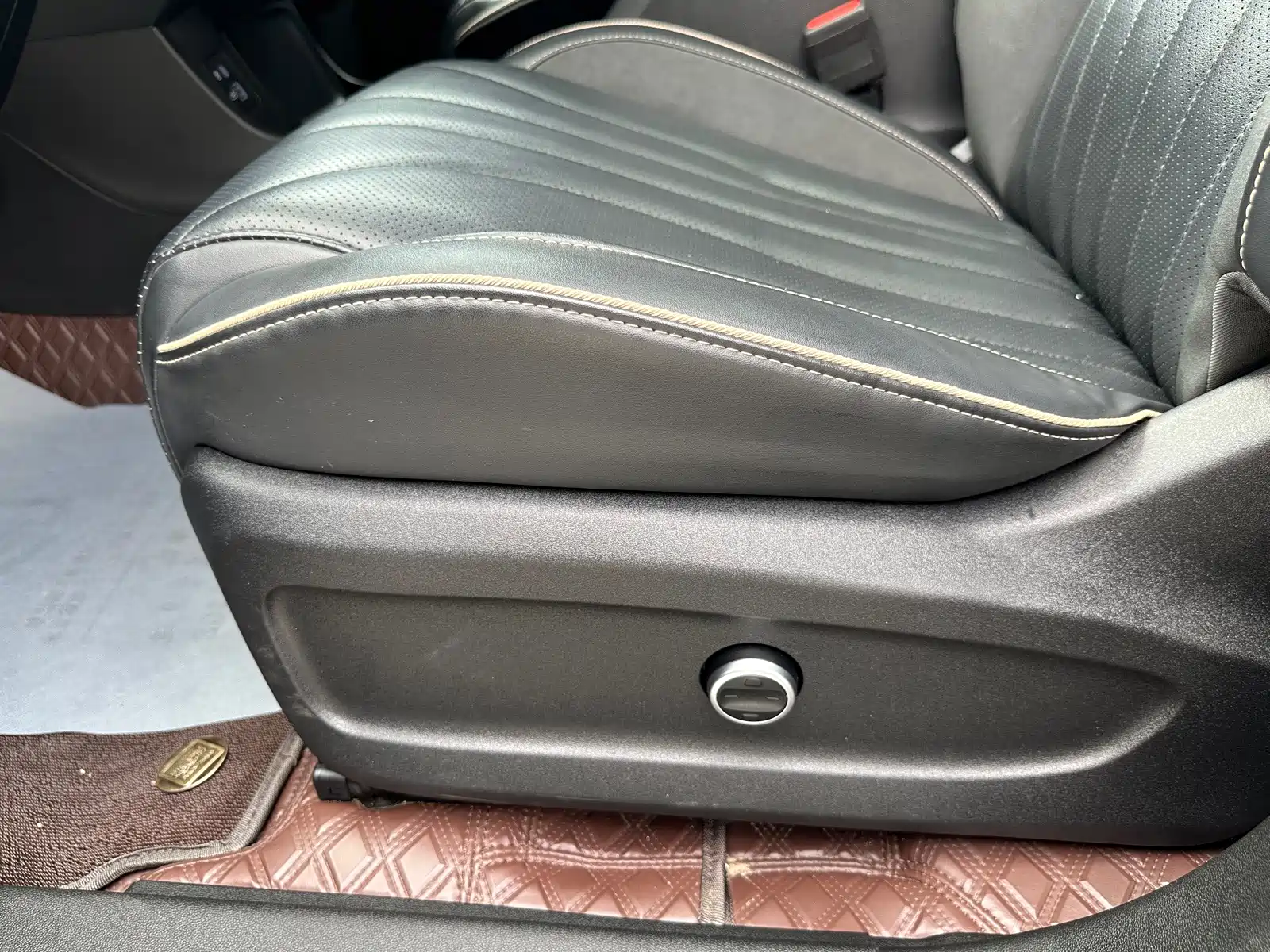 Фото 29 - Chery Tiggo 9