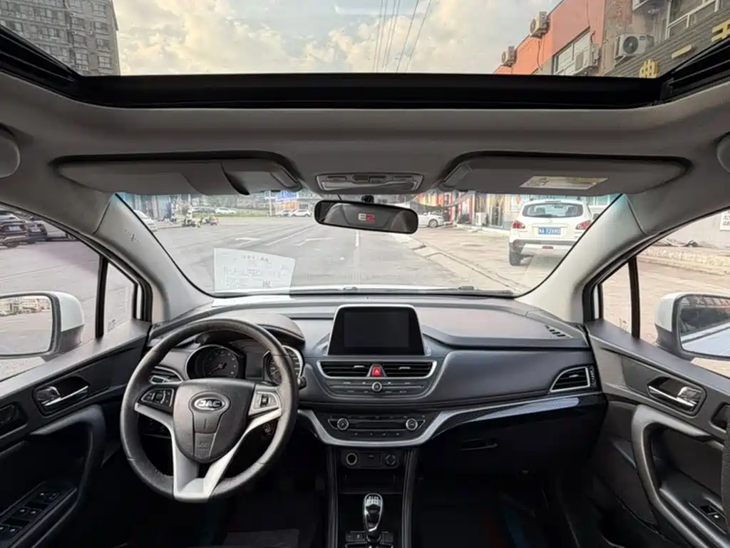 JAC Motors Refine S3 2017 2017 1.5L Manual Luxury Smart