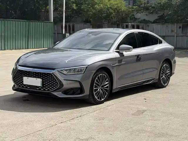 BYD Han 2022 DM-i 121KM Premium