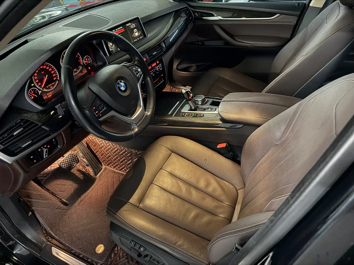 BMW X5 (Import) 2014 xDrive35i Leading фото 7