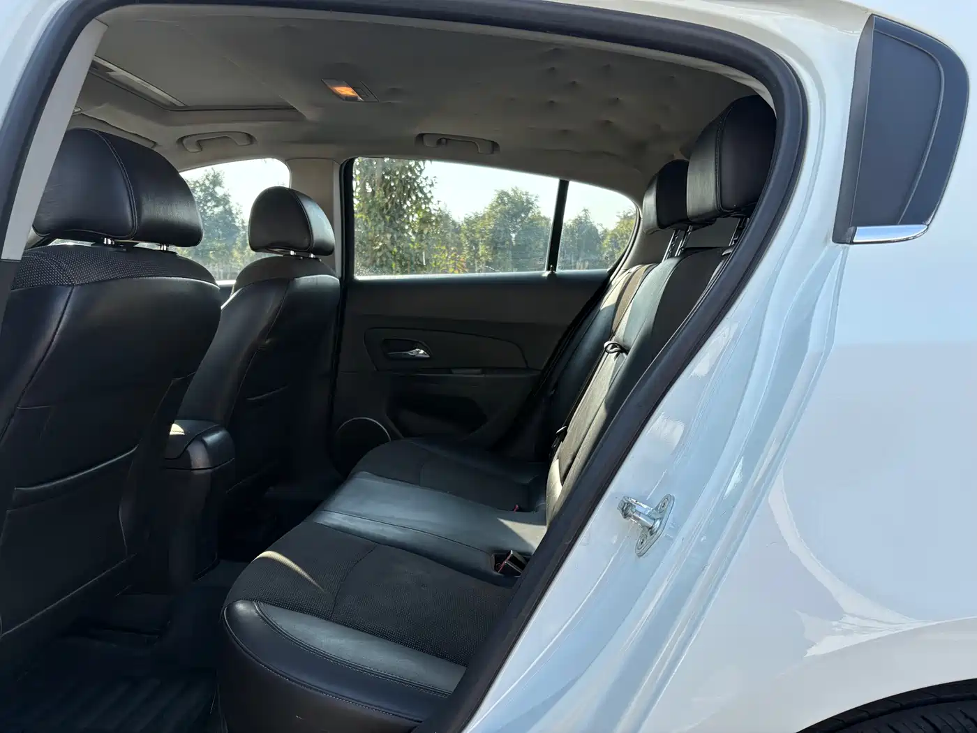 Chevrolet Cruze 2013 Hatchback 1.6T Automatic Flagship фото 9