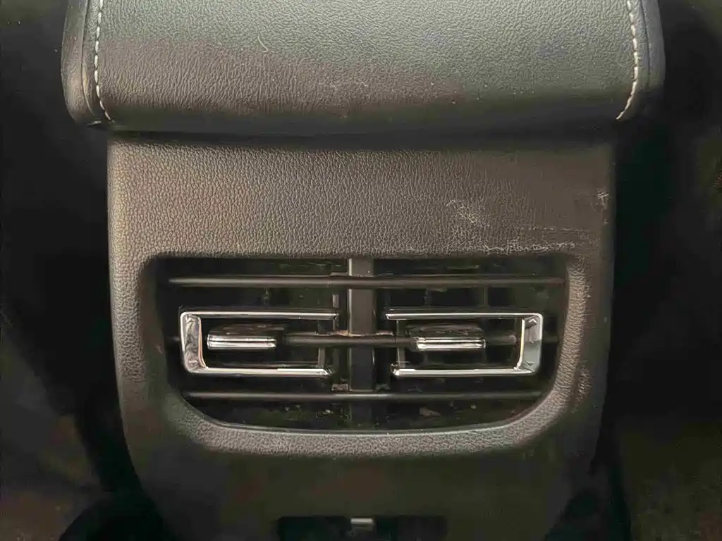 Haval M6 2023 PLUS 1.5T DCT Luxury Smart Connect фото 15
