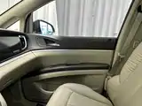 Photo 26 - Buick GL8