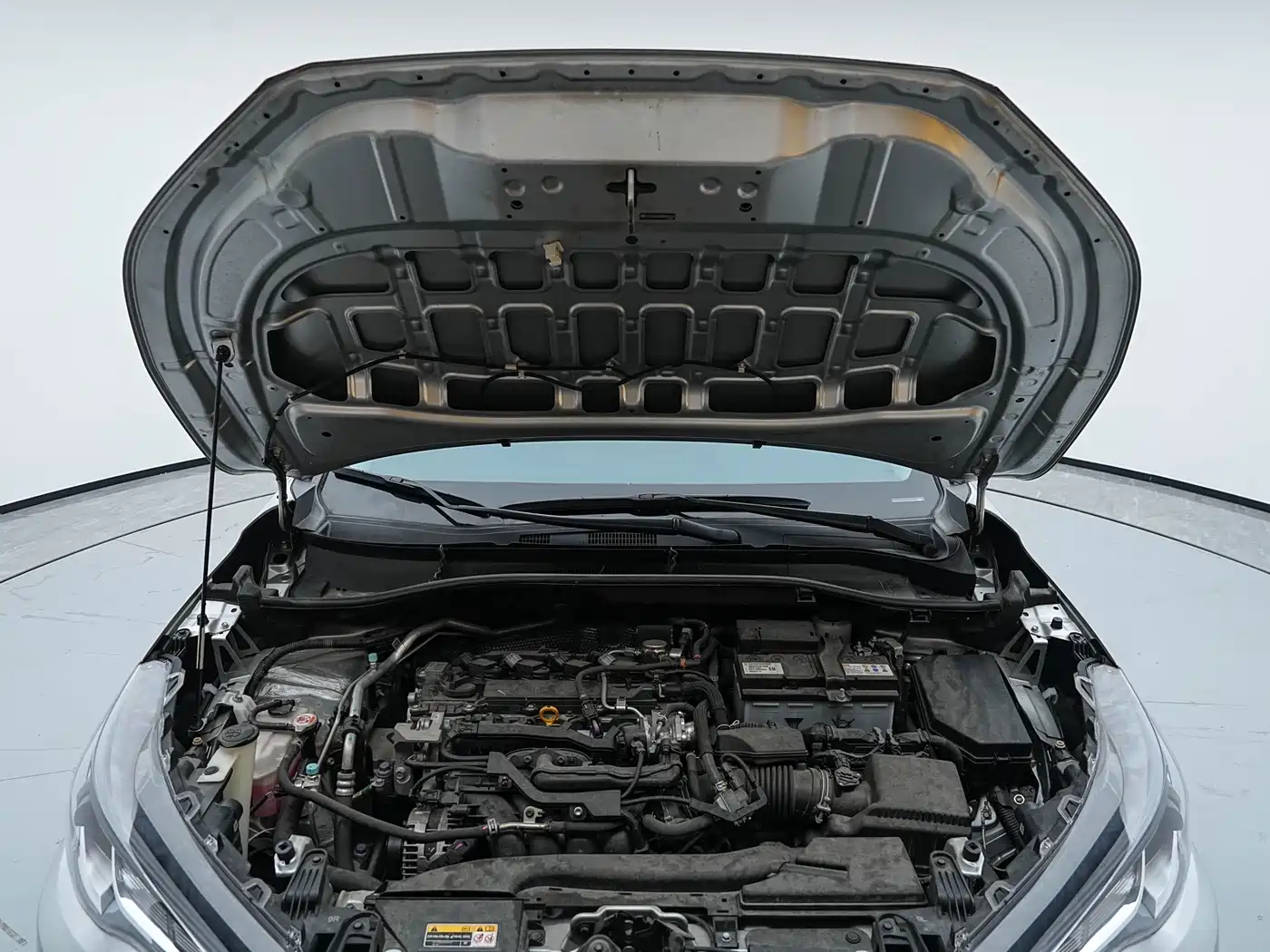 Toyota Frontlander 2023 2.0L CVT Elite Edition фото 11