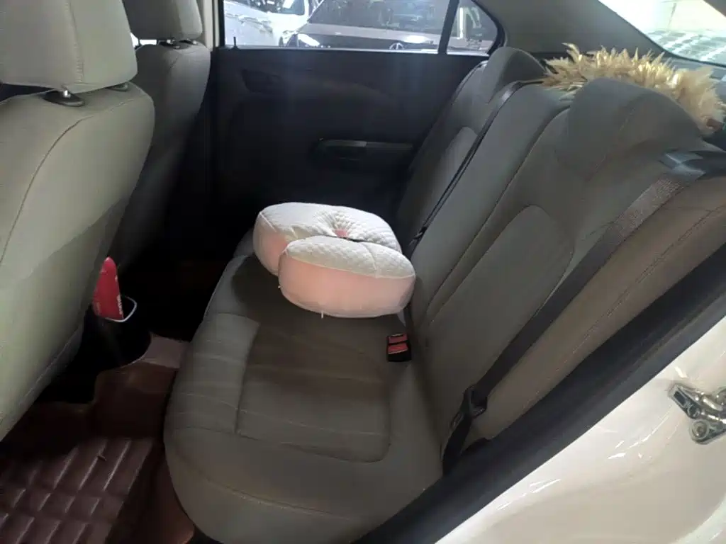 Chevrolet Aveo 2015 2014 Sedan 1.4SL MT Comfort Edition
