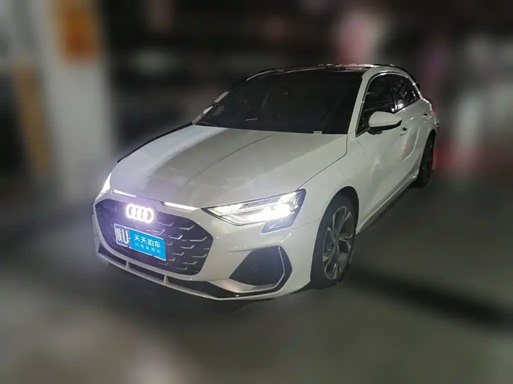 Audi A3 2025 2025 Sportback 35TFSI Flying Premium