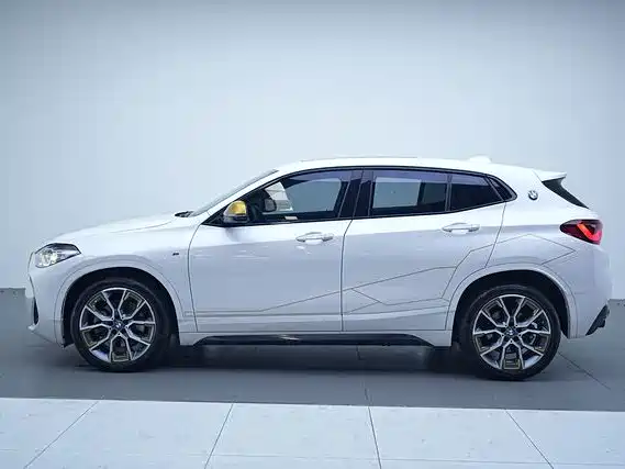 BMW X2 2023 xDrive 25i Radiance Edition фото 10