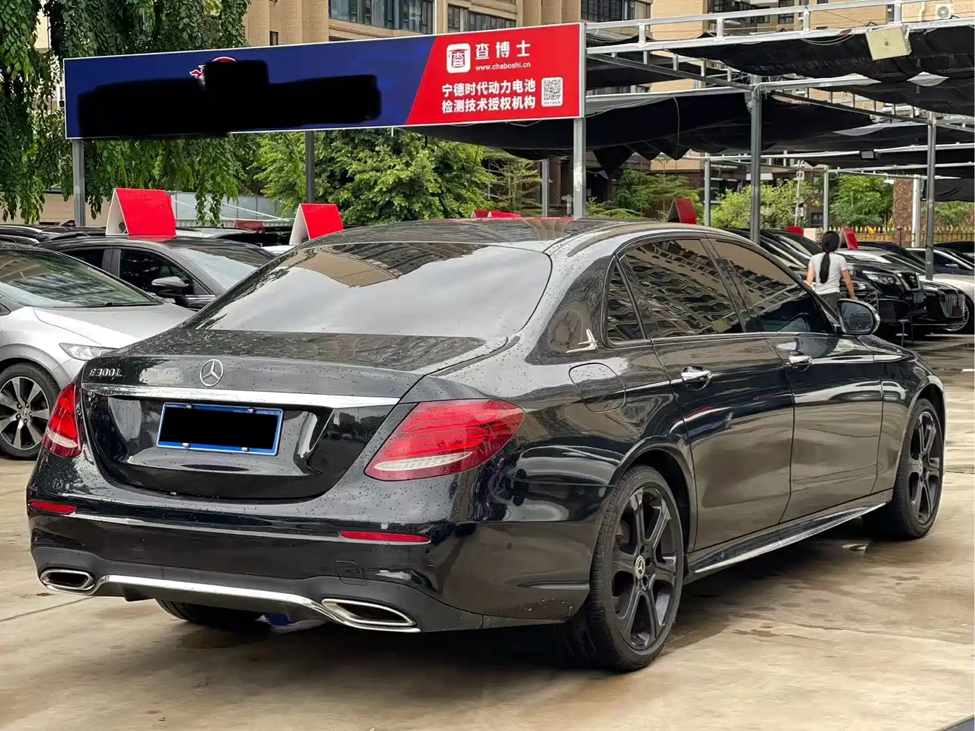 Photo 9 - Mercedes-Benz E-Class