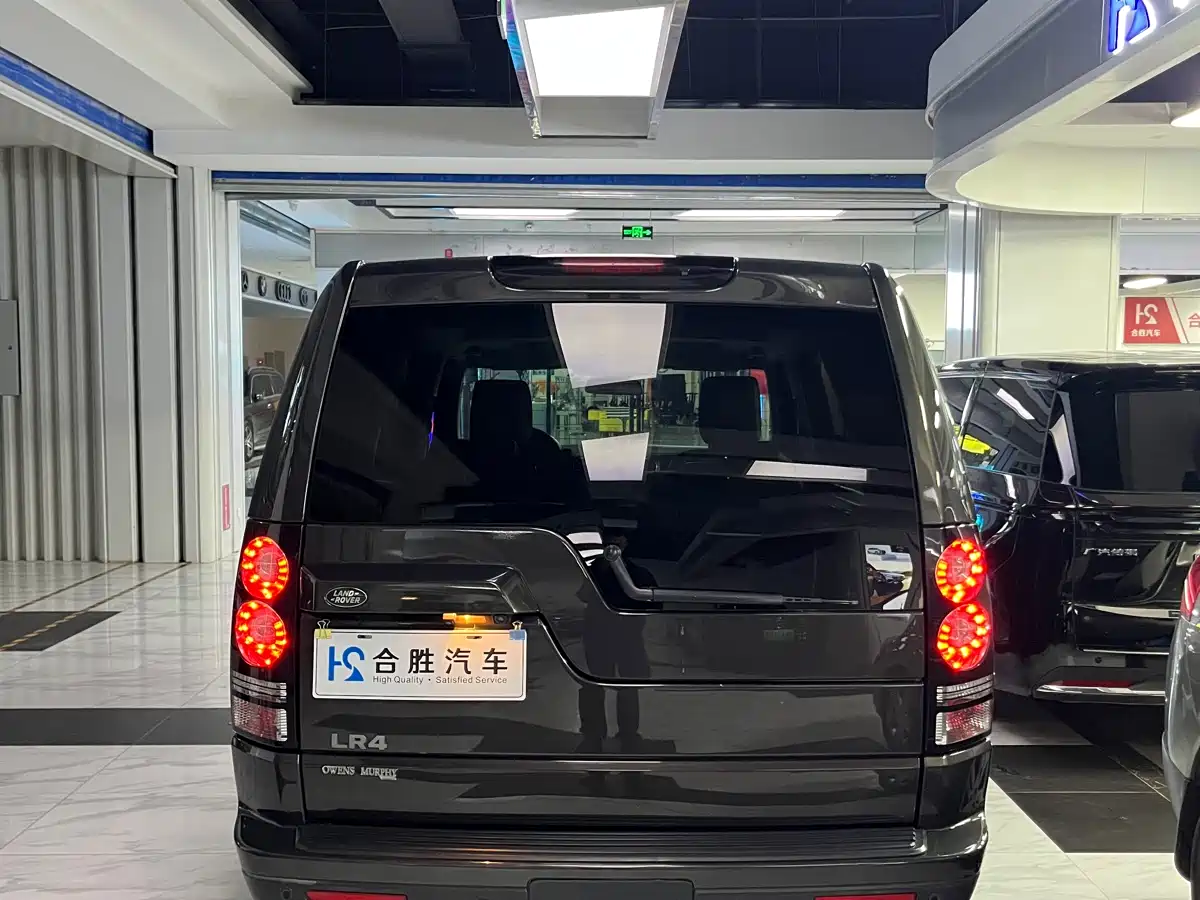 Land Rover Discovery 2015 3.0 SC V6 SE фото 8