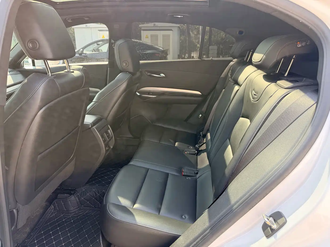 Cadillac XT4 2018 28T FWD Leading Edition фото 8